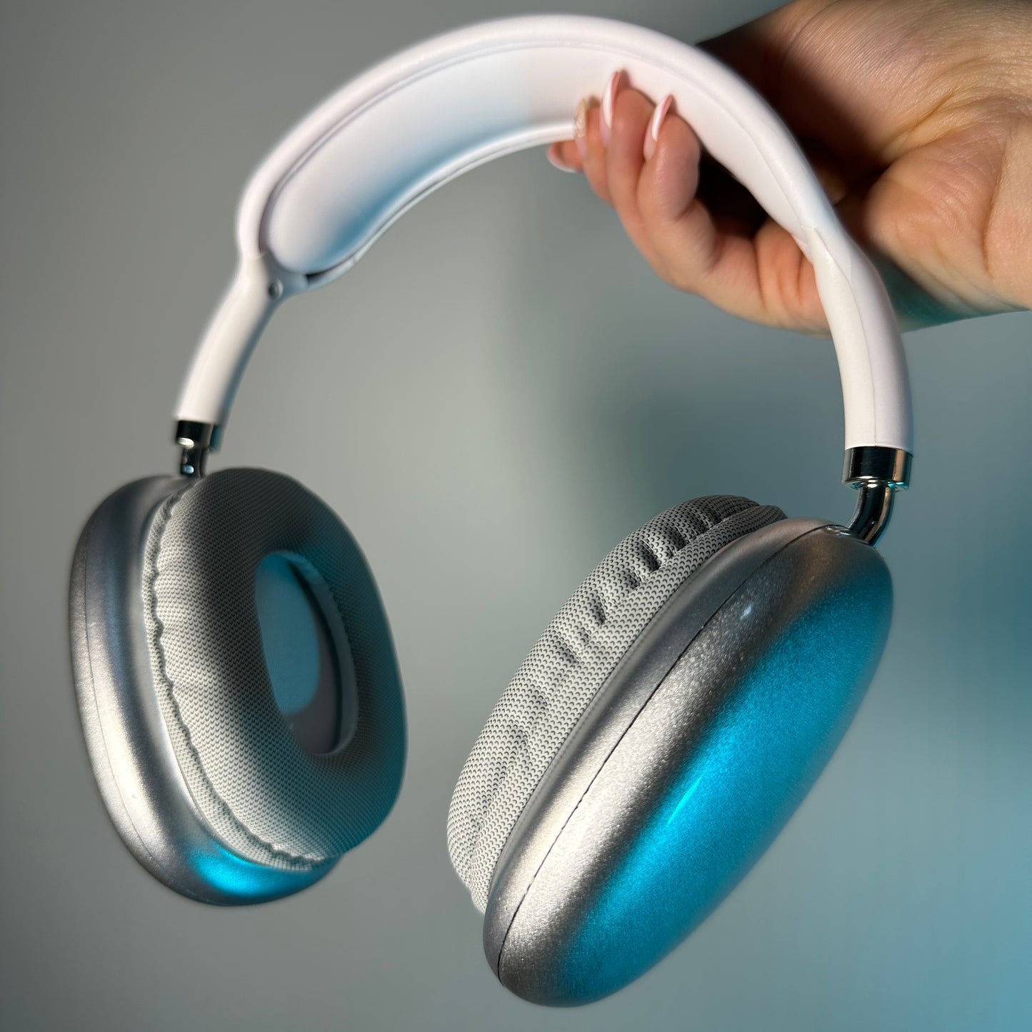 Diadema de audio bluetooth y radio FM P-9