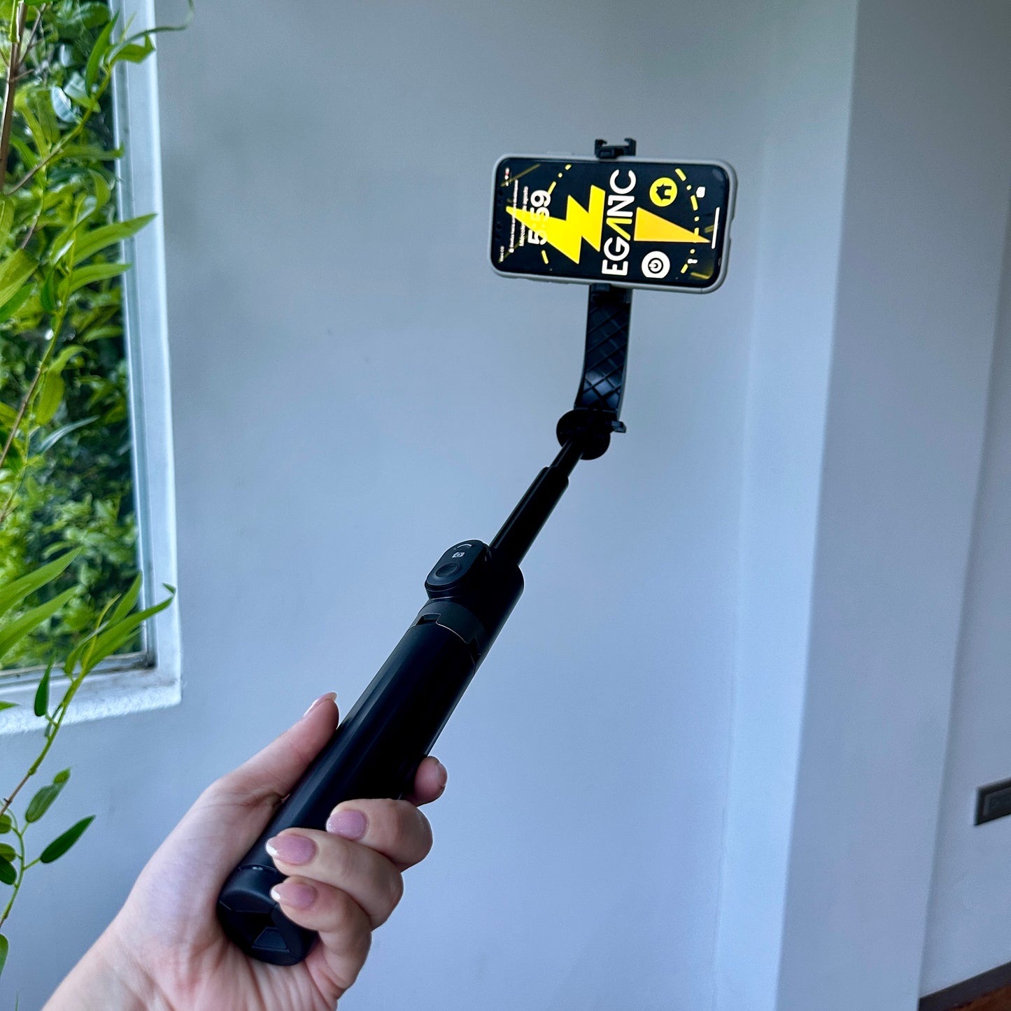 TrĂpode de aluminio + control bluetooth đž 1,40 m âĄïžP07Max