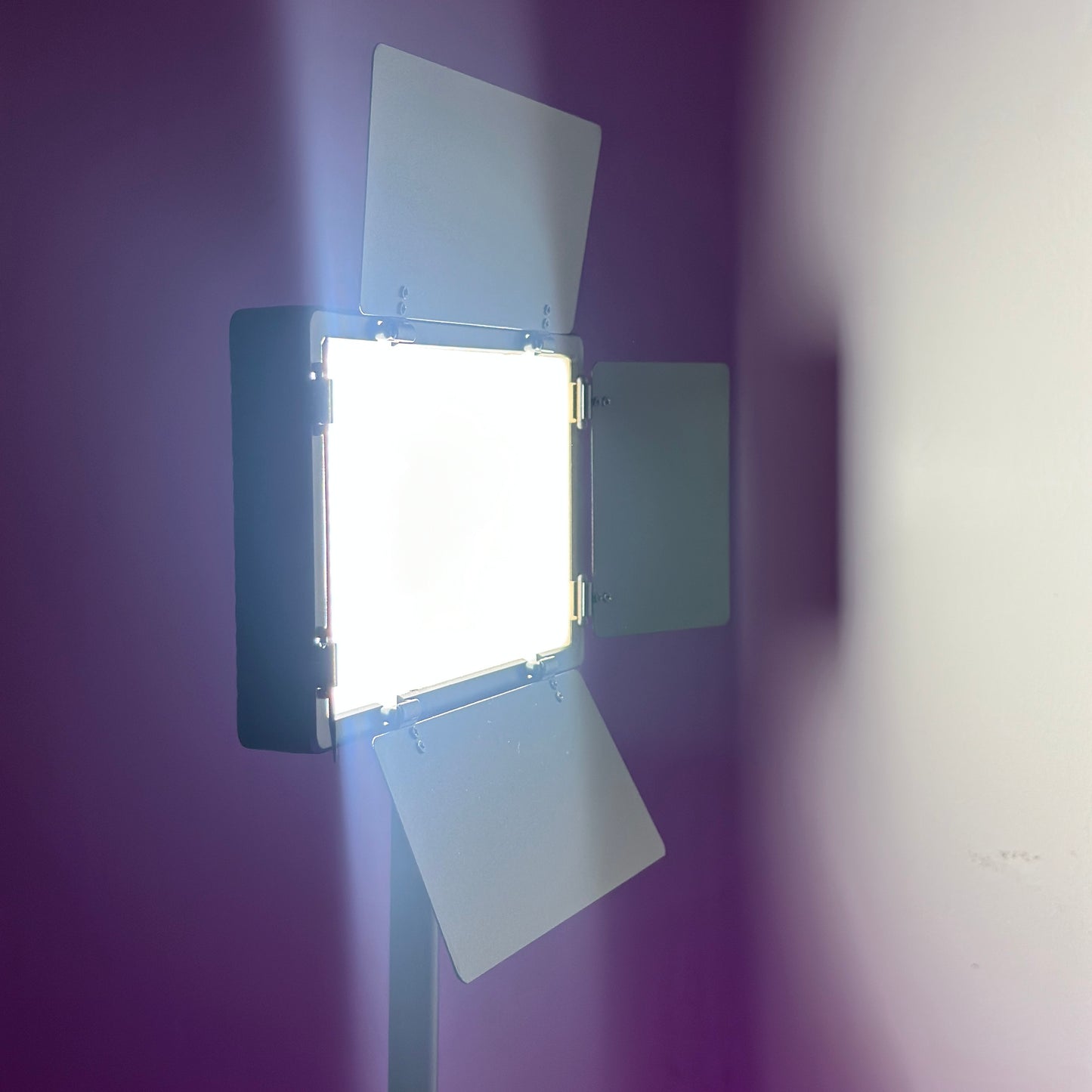 Panel led profesional U600+ 🔝+ trípode