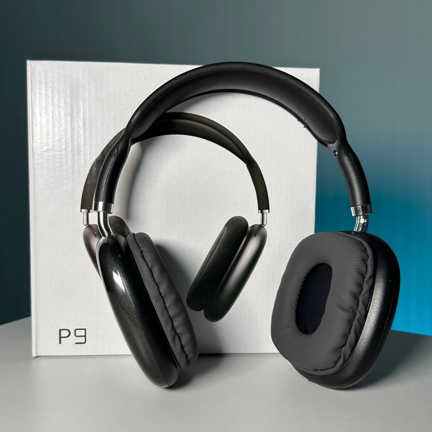 Diadema de audio bluetooth y radio FM P-9