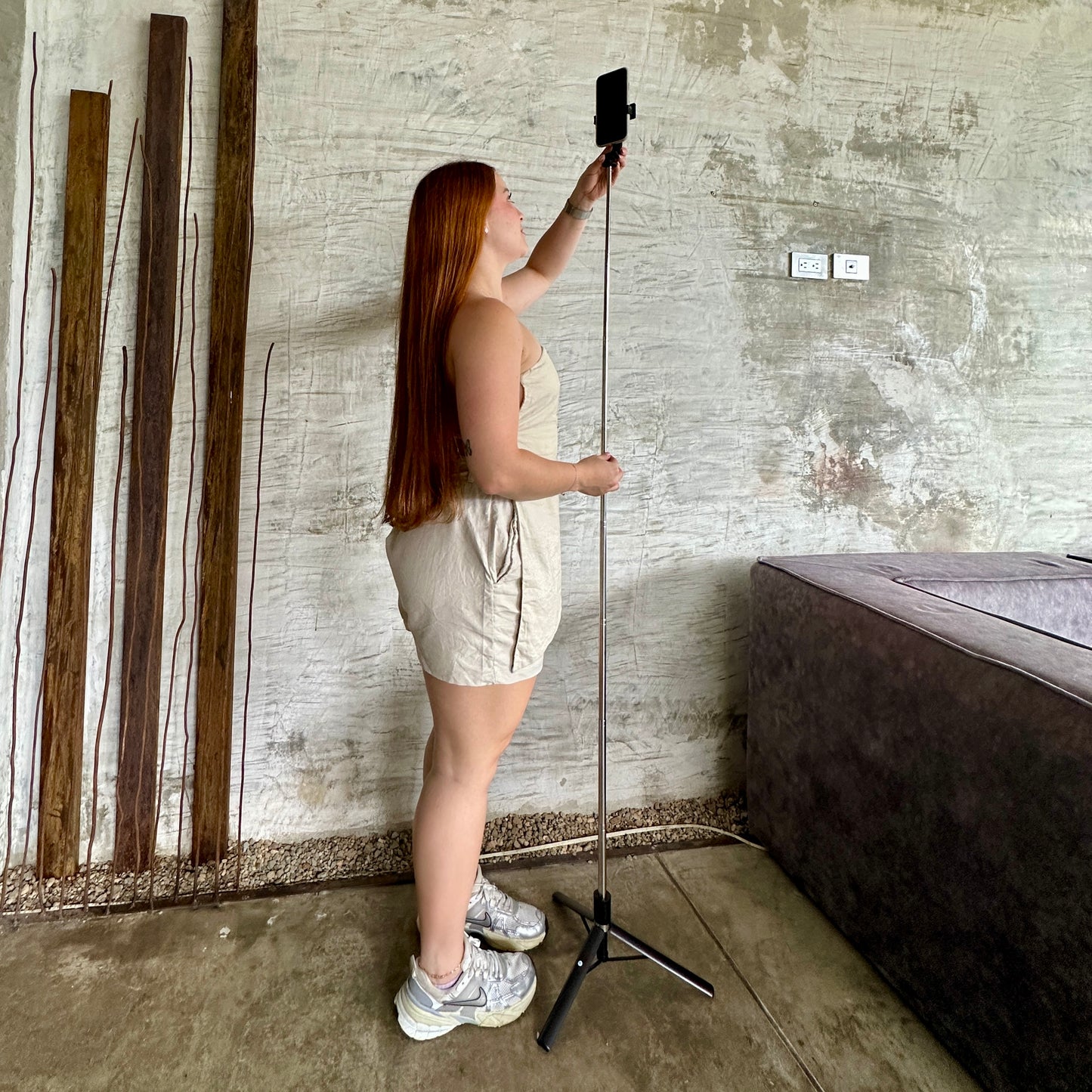 TrĂpode para celular R1-L đČ altura 1,70