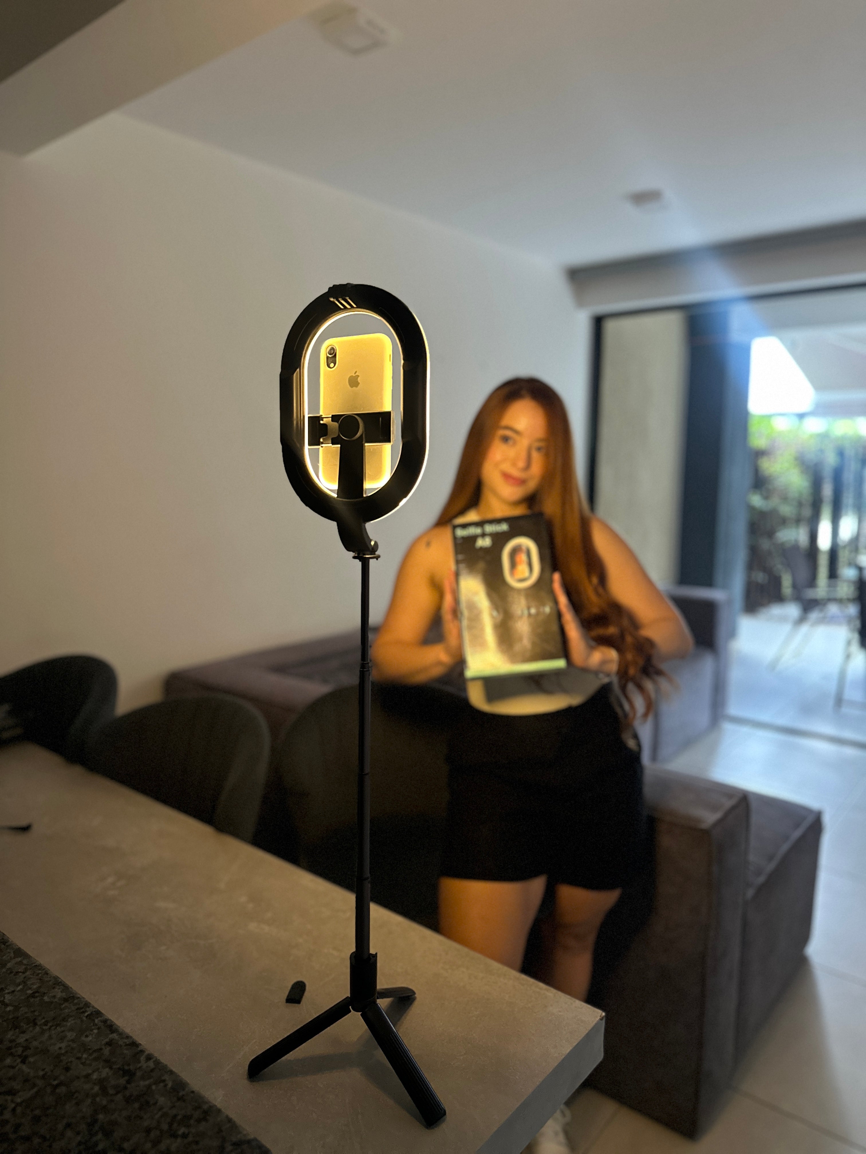 Trípode de mesa con luz y control A8