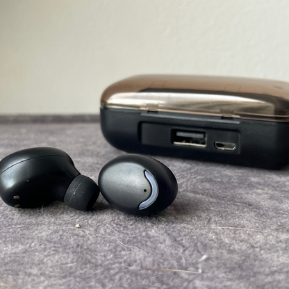 Audífonos con power bank (cargador portátil celular) F-9