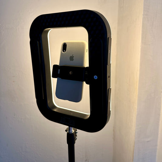 Trípode con Luz led tricolor 📲 recargable 📈altura 1,9m