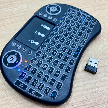 Control para TV 📺 con teclado y mouse retroiluminado🤩🌈