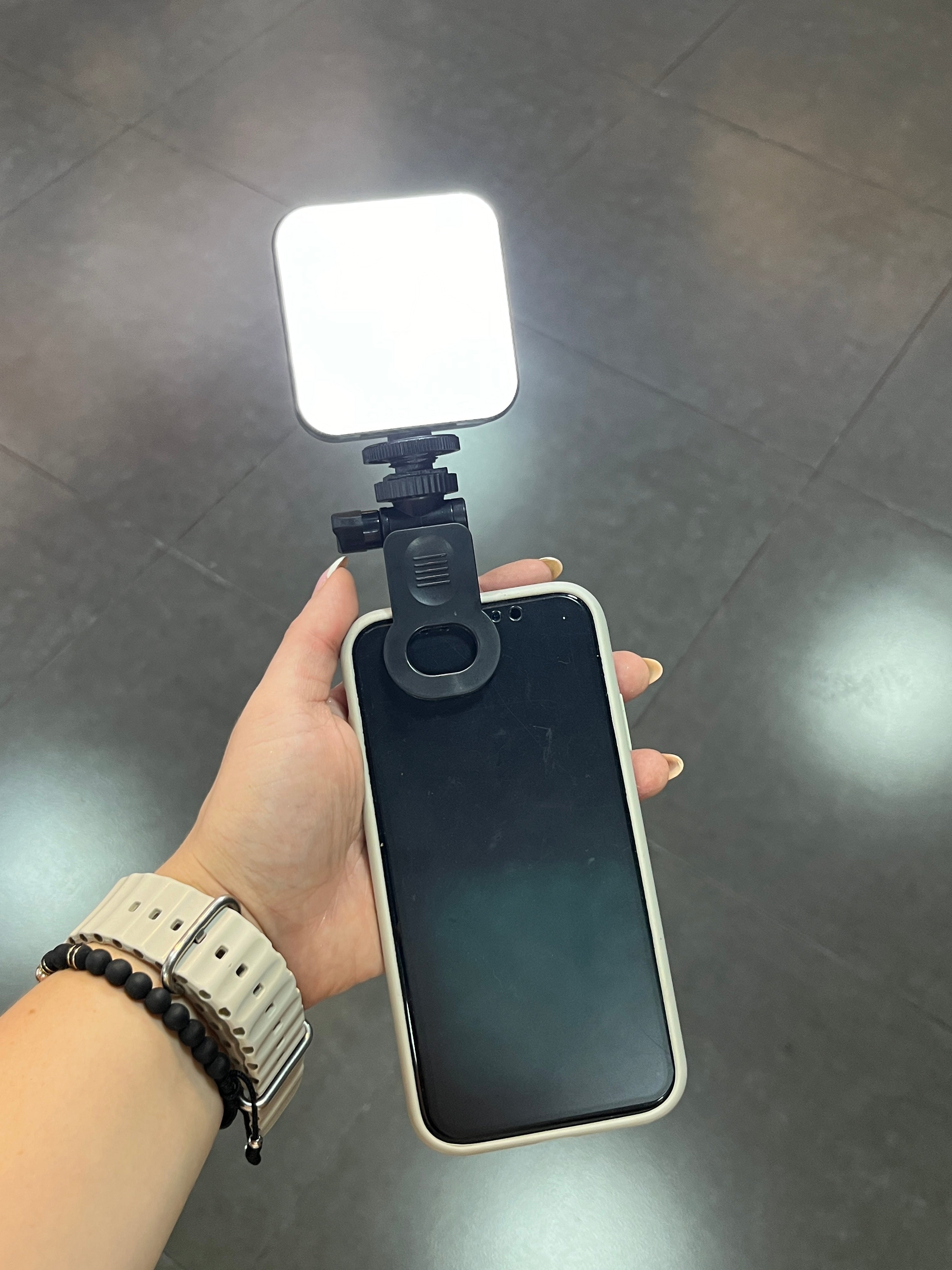 Combo para creadores 📸 Luz + micrófonos vp056+ Trípode Bd17