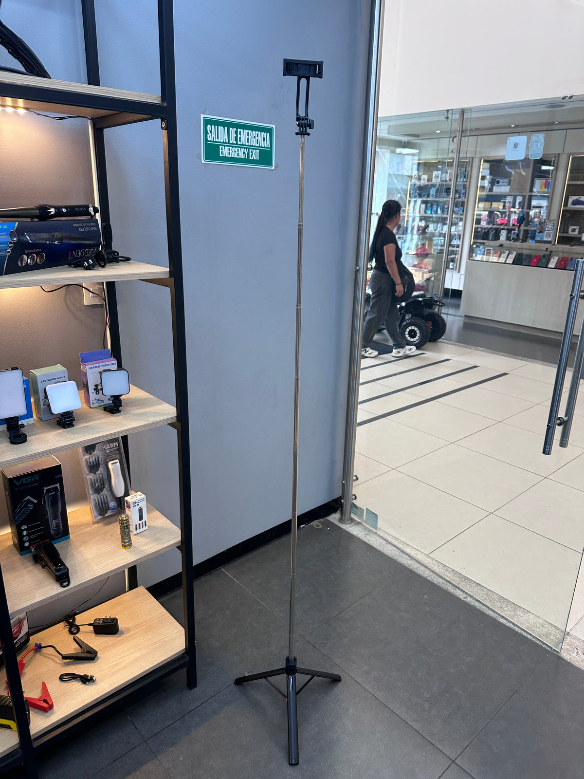 Trípode palo selfie X5 1,70 de altura + control bluetooth