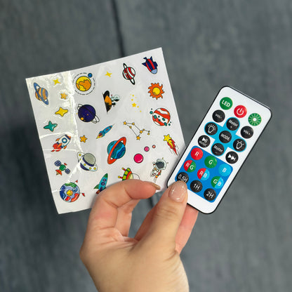 Lámpara astronauta proyector con parlante bluetooth 🚀🧑‍🚀✨