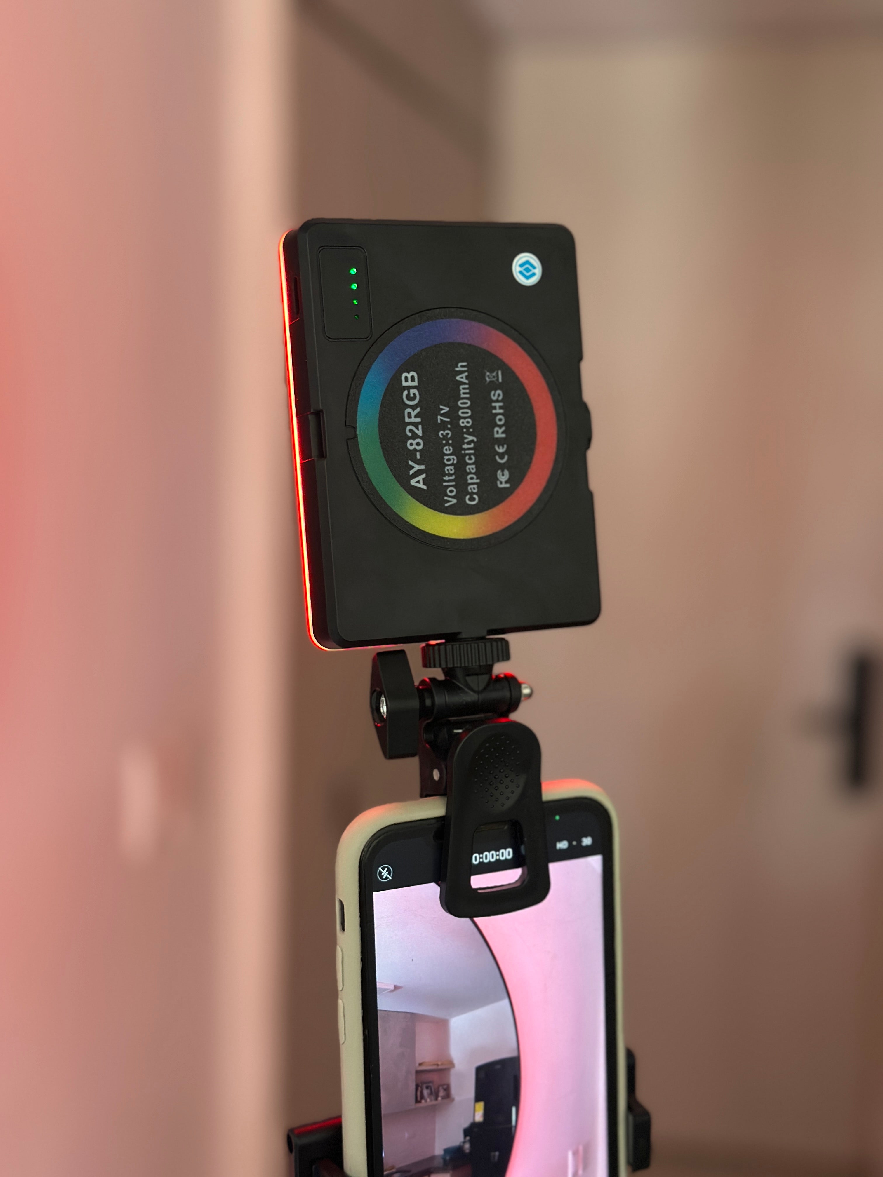 Trípode para celular 📱 B17 1,80 altura + Luz  RGB de obsequio 🎁