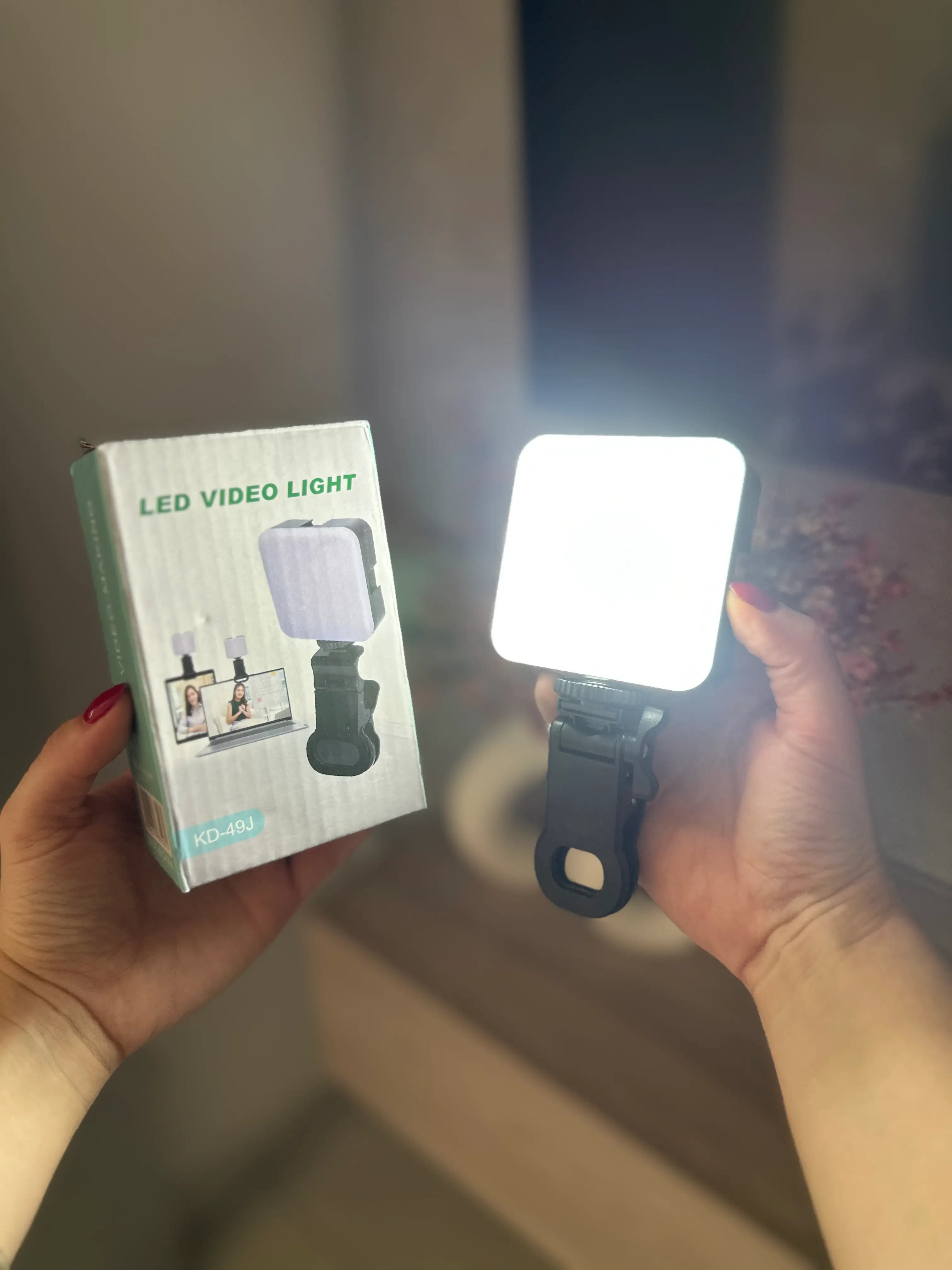 Trípode bd17 + luz de obsequio