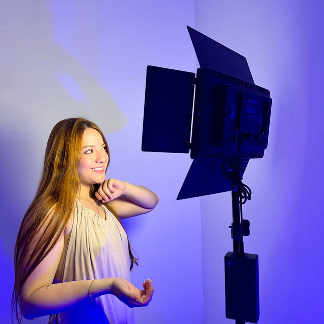 Panel de luz PRO led U-800 PROFESIONAL + trípode 2,10