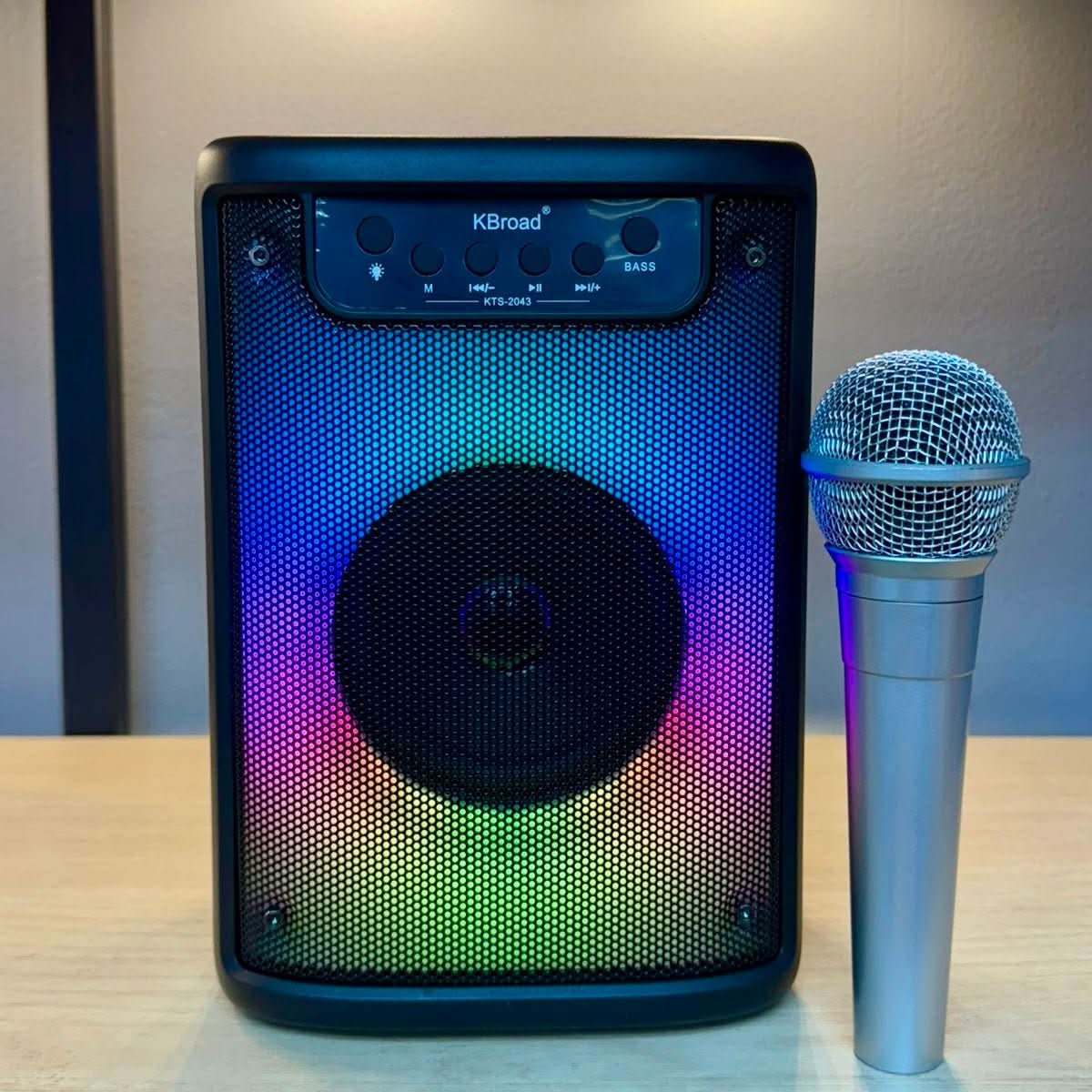 Cabina bluetooth KTS - 2043+ micrófono karaoke 🎤 (4 pulgadas aprox) - Elegance Colombia