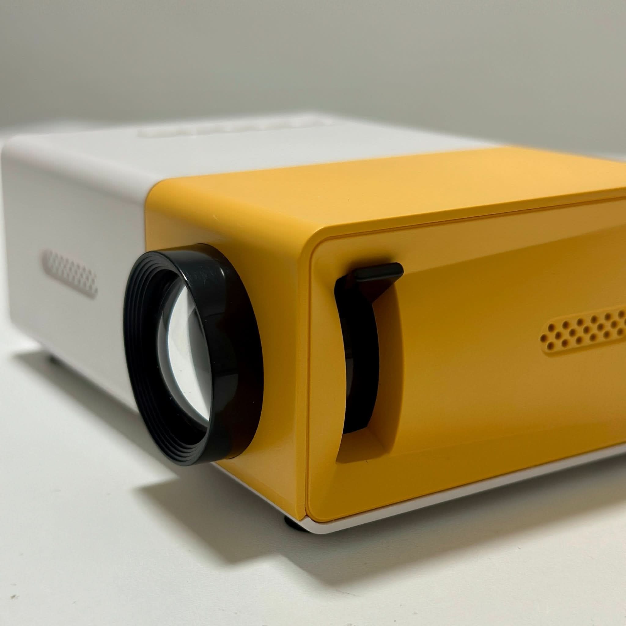Mini proyector 📽️ YG300 - Elegance Colombia