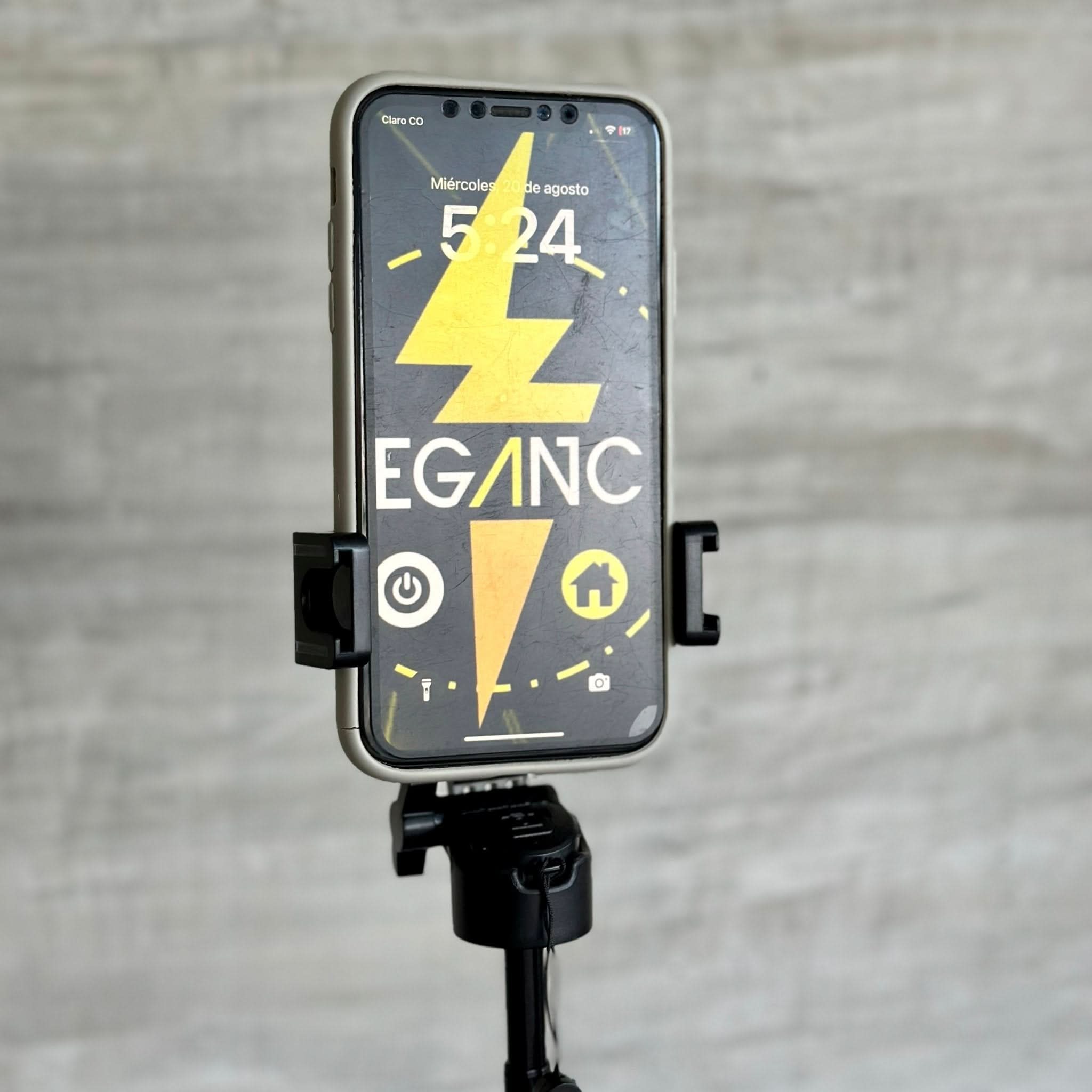 Mini trípode portátil M1🫰🏻 - Elegance Colombia