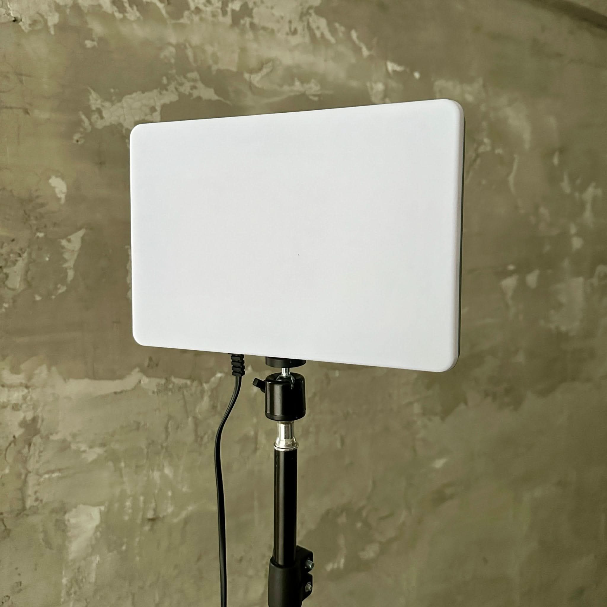Panel de Luz PRO VP - 097 + Trípode 2m | Iluminación Profesional para Creadores - Elegance Colombia
