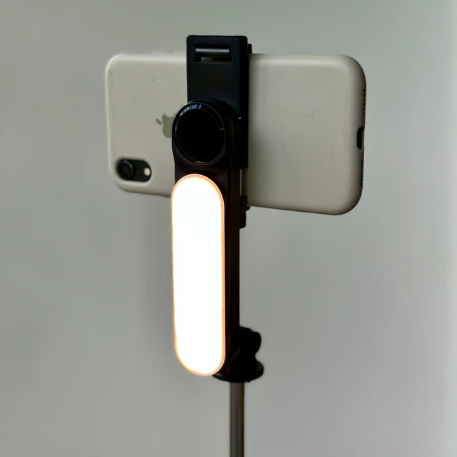 Trípode con luz y control bluetooth L15📸⚡️ - Elegance Colombia