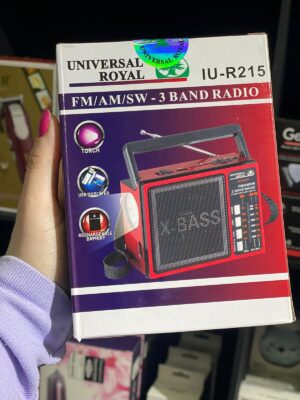 RADIO UNIVERSAL ROYAL CON FM Y AM IU-R215